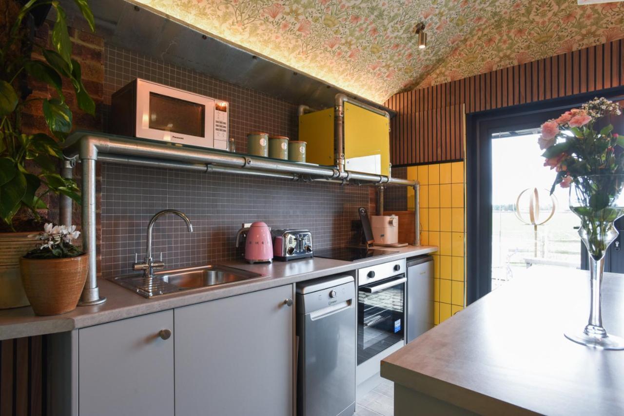 Air Maison - The Cow Shed Wow Factor Countryside Retreat Westbourne (Hampshire)