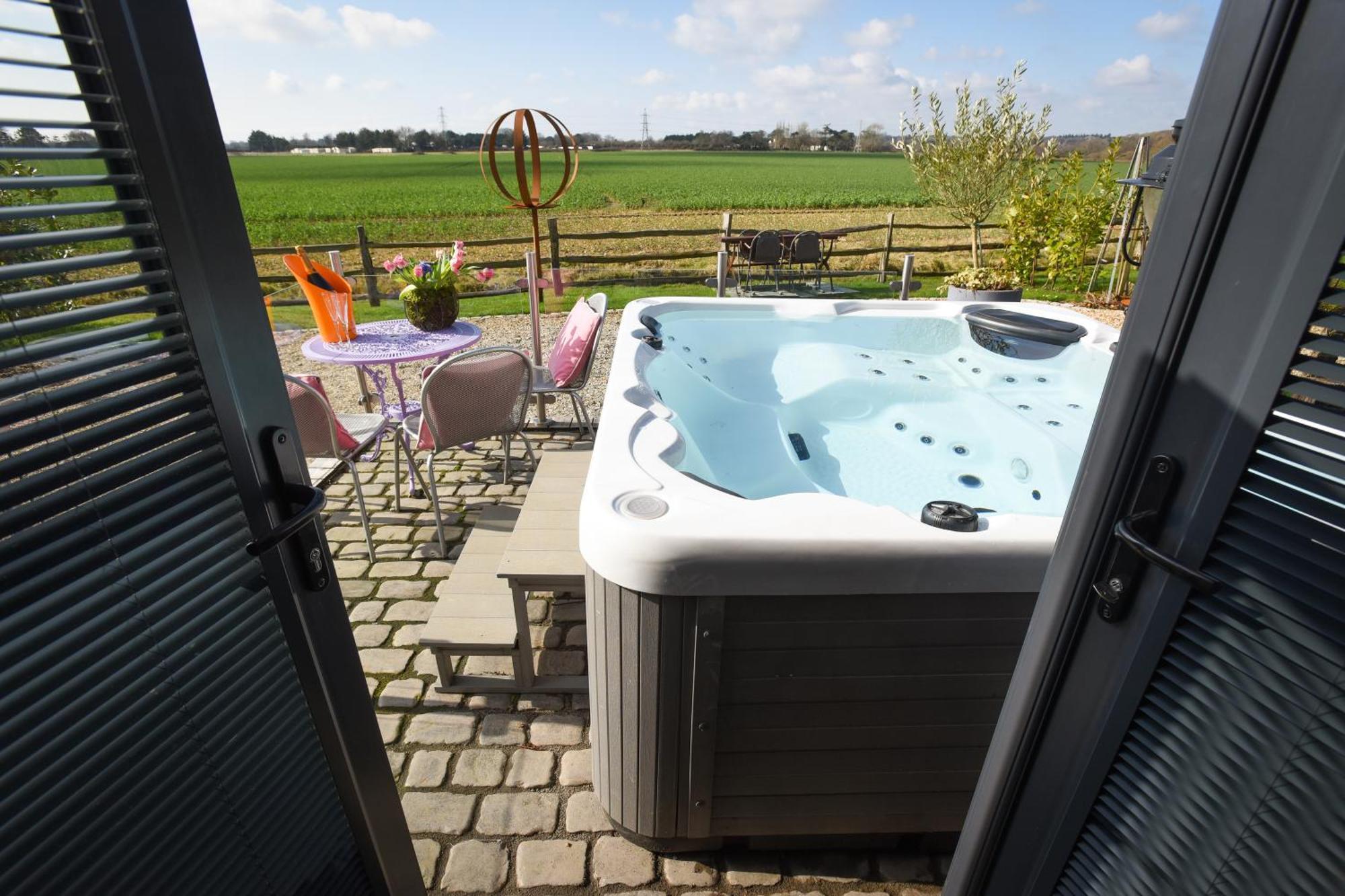 Air Maison - The Cow Shed Wow Factor Countryside Retreat Holiday home Westbourne (Hampshire)