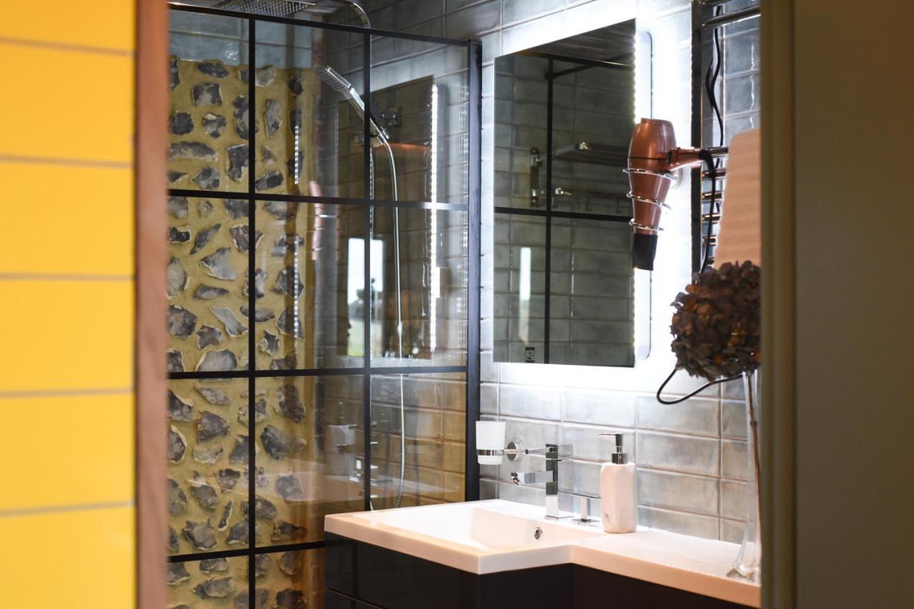 Air Maison - The Cow Shed Wow Factor Countryside Retreat
