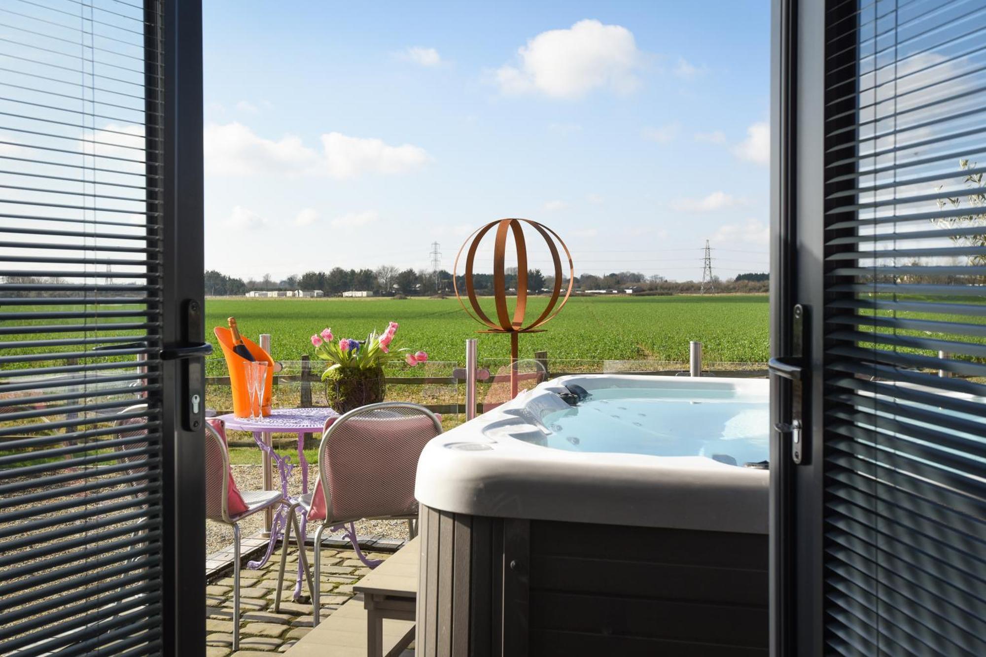 Air Maison - The Cow Shed Wow Factor Countryside Retreat Westbourne (Hampshire)