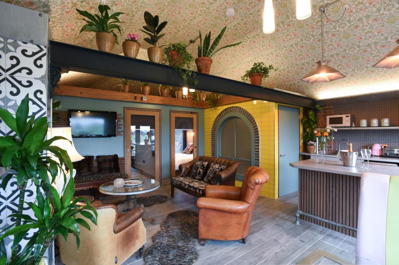 Air Maison - The Cow Shed Wow Factor Countryside Retreat *